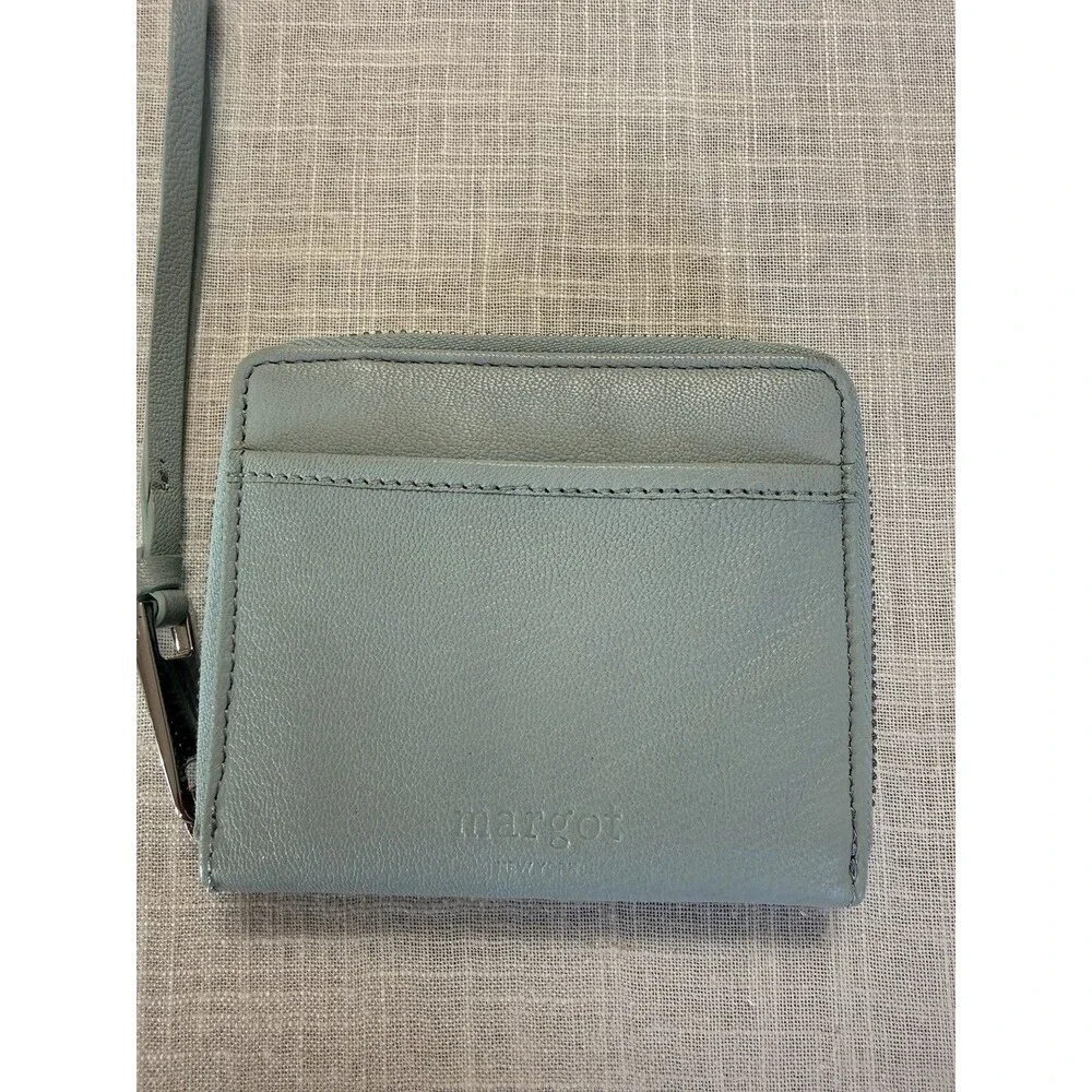 Margot New York Dana Small Zip Around Wallet Light Blue Spring EUC